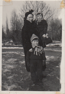 Anka with Olga's father (in front) and his brother, 1941, winter before the bombing